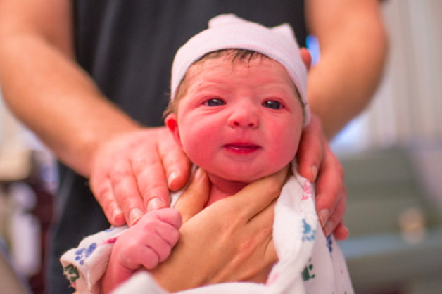 as-imagens-comoventes-um-parto-fotografado-pela-propria-mae-11