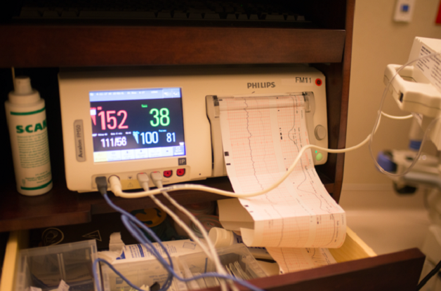 as-imagens-comoventes-um-parto-fotografado-pela-propria-mae-2